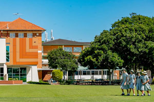 Le scuole nel Queensland sono dotate di grandi spazi e moderne attrezzature e una offerta formativa di qualità 